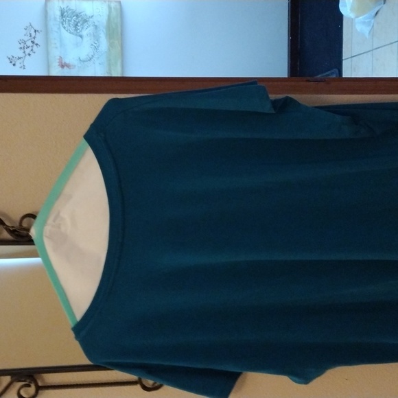 Top - Picture 3 of 3